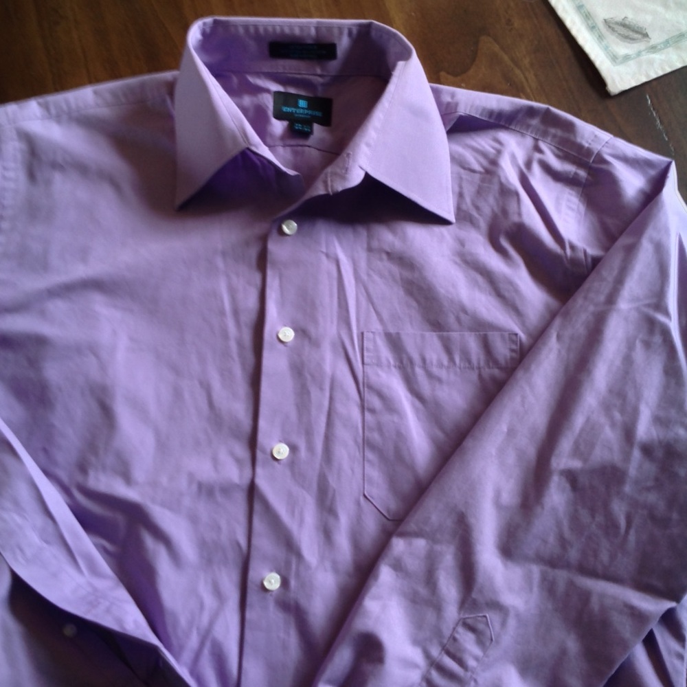Men's lavender dress shirt